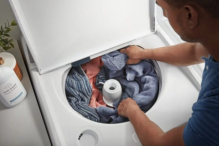 Maytag – 5.2 Cu. Ft. High Efficiency Top Load Washer with Extra Power Button – White - Image 11