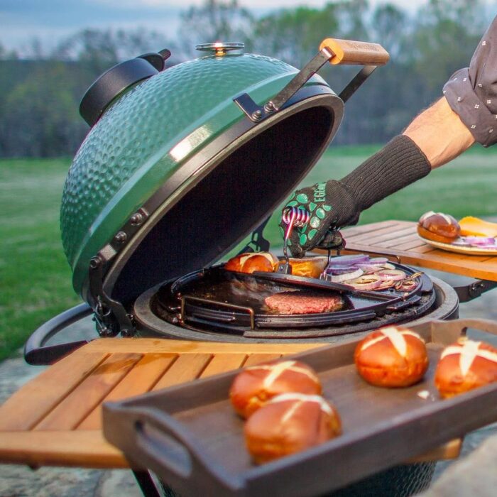 Big Green Egg 18.25 in. Large Charcoal Kamado Grill and Smoker Green - Image 9