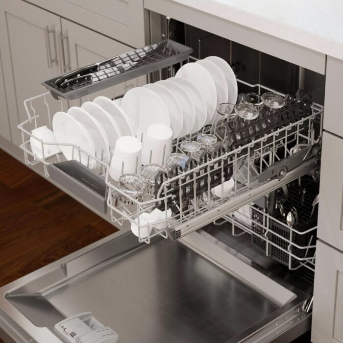 Bosch 300 Series 24″ Stainless Steel Built in Dishwasher-SGE53B55UC - Image 4